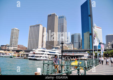 Traghetto a Cockle Bay (Sydney) è una piccola baia in all interno della città di Sydney il 24 gennaio 2015 nel Nuovo Galles del Sud, Australia. Foto Stock