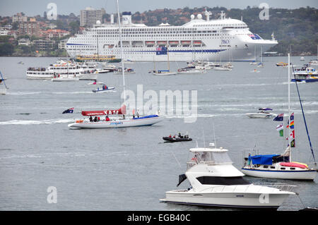 Vista di Cockle Bay (Sydney) è una piccola baia in all interno della città di Sydney il 24 gennaio 2015 nel Nuovo Galles del Sud, Australia. Foto Stock