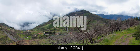 Centrale di Gran Canaria, Morro de Armonia sull'adge della Caldera de Tejeda scatto panoramico Foto Stock