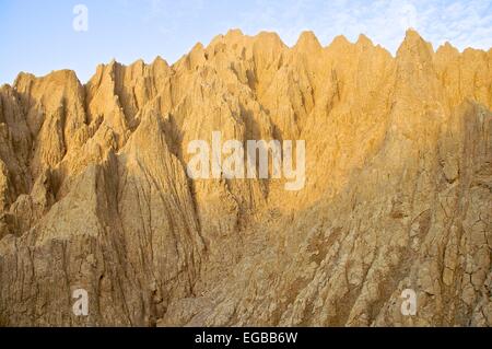 La vista ravvicinata di formazioni badland nel sud di Taiwan Foto Stock