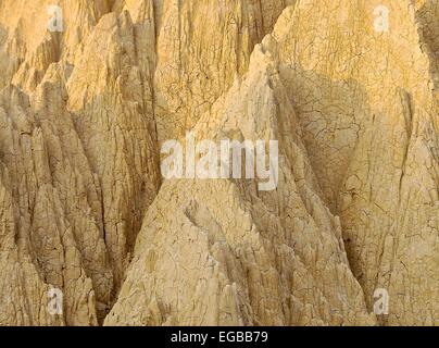 La vista ravvicinata di formazioni badland nel sud di Taiwan Foto Stock