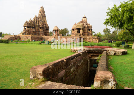 Khajuraho Gruppo di monumenti templi di Khajuraho India sito Patrimonio Mondiale dell'UNESCO India Foto Stock