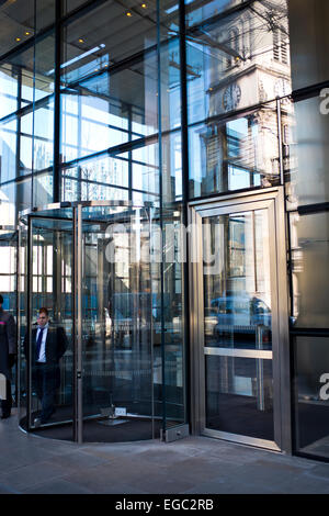 La torre di airone (ufficialmente 110 Bishopsgate) è un grattacielo commerciale a Londra.sorge a 230 metri (755 ft) di altezza,London EC3 Foto Stock