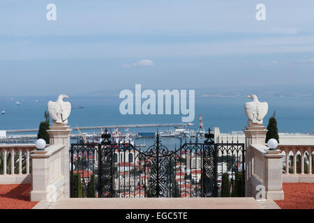 Una bella immagine dei giardini Bahai di Haifa in Israele. Foto Stock