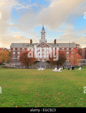 Radcliffe Quad alloggiamento undergrad presso la Harvard University di cadere in Cambridge, MA, Stati Uniti d'America nel novembre 2013. Foto Stock