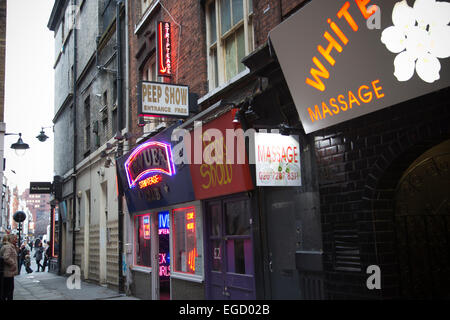 Striptease e Peep mostra barre in Soho e il quartiere di West End di Londra, Tisbury Court, London REGNO UNITO Foto Stock