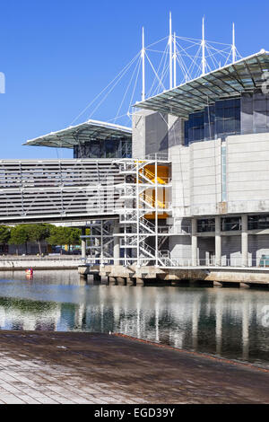 Lisbon Oceanarium, la seconda più grande oceanarium nel mondo e il più grande in Europa. Lisbona, Portogallo. Foto Stock