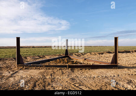 Costruzione di fondo pronto per essere sssembled sulla nuova fattoria eolica Foto Stock