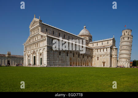 Il Duomo, la cattedrale, il campanile, la torre campanaria, Torre pendente, Torre Pendente e Piazza dei Miracoli, la piazza dei Miracoli, Piazza del Duomo, Piazza del Duomo, Sito Patrimonio Mondiale dell'UNESCO, Pisa, Toscana, Italia, Europa Foto Stock