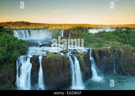 Il Brasile, Parana, Iguassu Falls National Park (Cataratas do Iguacu) (Sito UNESCO)