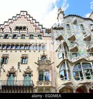 Casa Amatller e Casa Batllo, architetto Antoni Gaudi, Sito Patrimonio Mondiale dell'UNESCO, Catalano architettura modernista, Art Nouveau, Eixample di Barcellona, in Catalogna, Spagna Foto Stock