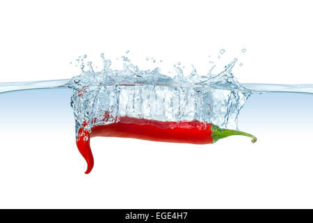 Red Hot Chili schizzi in acqua Foto Stock