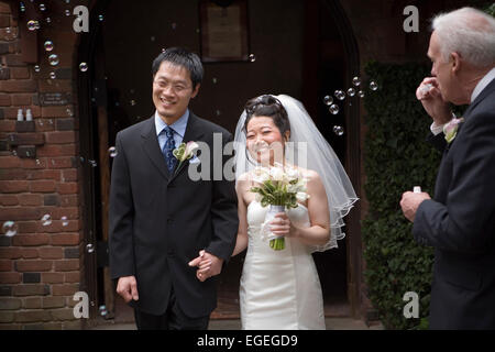 Asian sposa e lo sposo Foto Stock