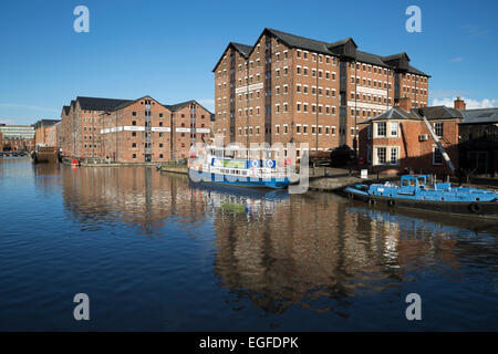 Ex magazzini, Gloucester Quays, Gloucester, Gloucestershire, England, Regno Unito, Europa Foto Stock