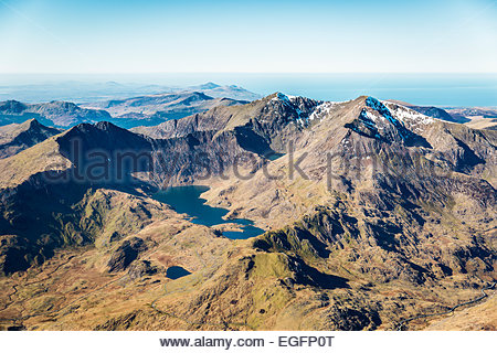 Fotografia aerea del Llyn Llydaw e Snowdon vertice. Foto Stock