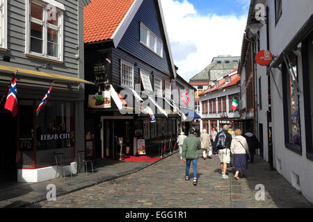 Vista estiva della città di Stavanger, Fiordi Occidentali, Norvegia, Scandinavia, Europa. Foto Stock