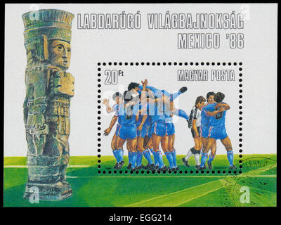 Ungheria - circa 1986: timbro stampato in Ungheria da "Coppa del Mondo di Calcio, Messico ' problema mostra ai giocatori, circa 19 Foto Stock