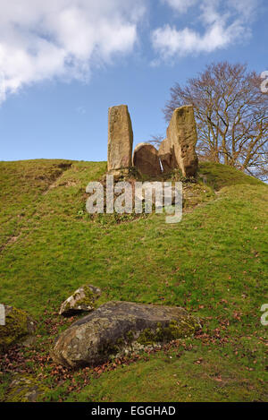 Coldrum Long Barrow e Neolitico antico sepoltura camera situato vicino Trottiscliffe nel Kent, Regno Unito Foto Stock