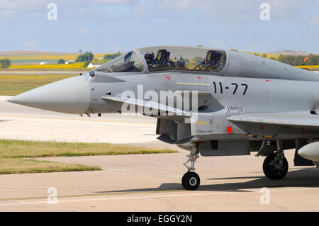Close-up sull'ogiva di Eurofighter EF2000 Typhoon della spagnola Air Force a Moron Air Base, Spagna. Foto Stock