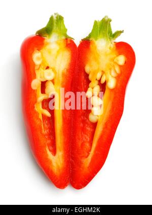 Un peperoncino tagliato a metà Foto Stock