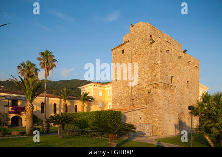 Hotel Palazzo del capo di bonifati, baia di Capo Bonifati, cittadella del capo, provincia di Cosenza, Italia, Europa Foto Stock