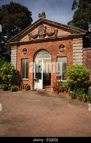 Castle Bromwich Hall giardini, un inglese un giardino barocco attualmente sotto restoratiion dal Castle Bromwich Hall Gardens Trust Foto Stock