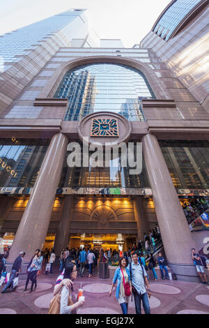 Cina, Hong Kong Causeway Bay, ingresso al Centro Commerciale di Times Square Foto Stock