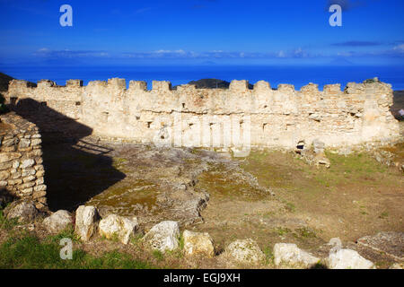 Rometta fortificazione medievale, porto di Messina Foto Stock