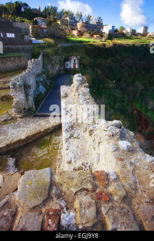 Rometta fortificazione medievale, porto di Messina Foto Stock