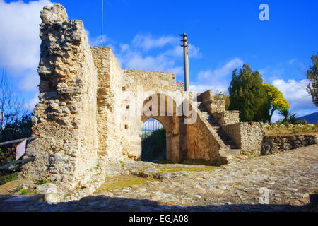 Rometta fortificazione medievale, porto di Messina Foto Stock