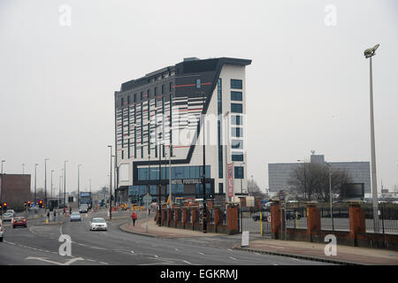 Hotel calcio, una partita di football Themed Hotel situato sul lato opposto del Manchester United Football Club, Old Trafford, Manchester Foto Stock