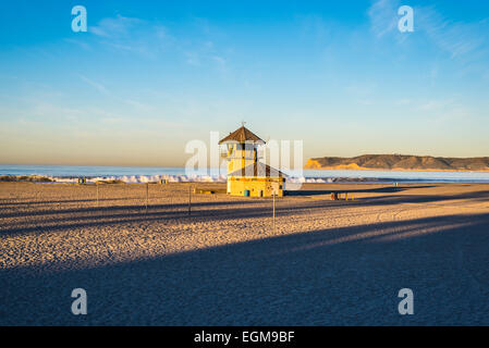 Stazione bagnino edificio su Coronado Central Beach. Coronado, California, Stati Uniti. Foto Stock