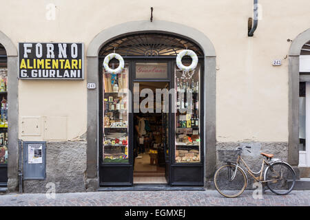 Shopfront a Lucca, Toscana, Italia. Foto Stock