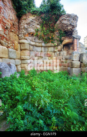 Le rovine di un santuario romano di Tindari Foto Stock