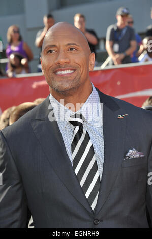 LOS ANGELES, CA - Luglio 16, 2014: Attore Dwayne Johnson, aka 'rock', al 2014 ESPY Awards presso il Nokia Theatre LA LIVE. Foto Stock