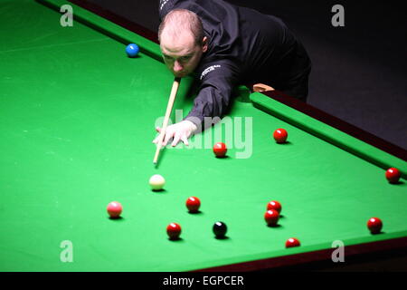 Gdynia, Polonia 28 Feb. 2015 PTC Gdynia Snooker polacco Open 2015. Graeme Dott facce Mark King durante la seconda giornata del torneo a Gdynia Arena sports hall Credito: Michal Fludra/Alamy Live News Foto Stock