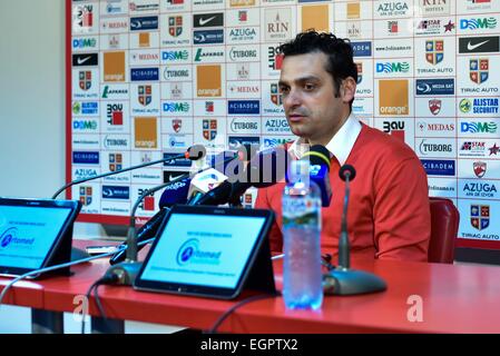 28 febbraio 2015: Mihai Teja l'allenatore della dinamo Bucharest alla conferenza stampa dopo la Liga io gioco tra FC Dinamo Bucharest ROU e FC Universitatea Cluj ROU a "inamo'' Stadium, Romania ROU. Catalin Soare/www.sportaction.ro Foto Stock