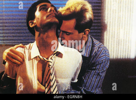 Il mio bellissimo lavatoio 1985 Working Title film con Gordon Warnecke a sinistra e Daniel Day-Lewis Foto Stock