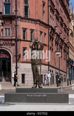 Brian Clough Statua in Nottingham, Inghilterra, Regno Unito Foto Stock