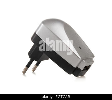 Adattatore elettrico alla porta USB su uno sfondo bianco Foto Stock