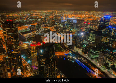 Melbourne Vista aerea della città di notte Foto Stock