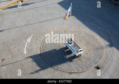Un carrello ferroviario si trova all'ingresso del tunnel di Ramsgate Foto Stock