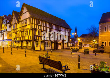 Twin a capanna del XV secolo in legno della casa di mercanti, Evesham, Distretto di Wychavon, Worcestershire, England, Regno Unito, Europ Foto Stock