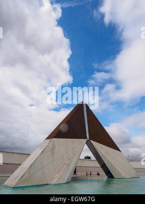 Monumento commemorativo per il portoghese soldati morti in Africa durante la Ultramar guerra coloniale, Lisbona, Portogallo Foto Stock