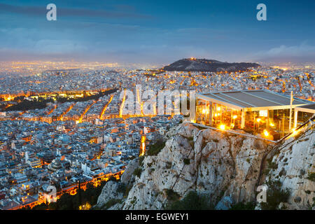Città di Atene come visto dalla collina di Lycabettus, Grecia. Foto Stock