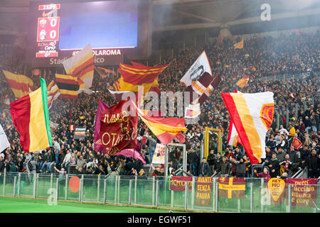 Roma, Italia. 2 Mar, 2015. Roma tifosi di calcio/calcetto : Italiano 'Serie A' match tra AS Roma 1-1 Juventus allo Stadio Olimpico di Roma, Italia . © Maurizio Borsari/AFLO/Alamy Live News Foto Stock