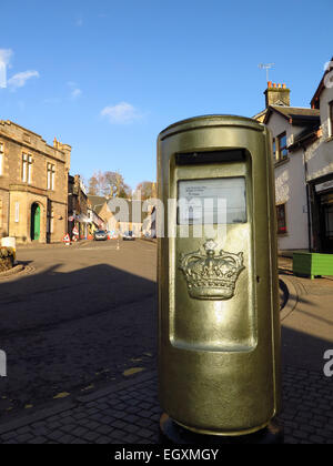 Oro casella postale a Dunblane in riconoscimento di Andy Murray la medaglia d'oro alle Olimpiadi 2012 Foto Stock