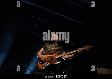 Lubiana, Slovenia. 3 Marzo, 2015. Regno Unito banda elettronica di agnello (Lou Rhodes e Andy Barlow) la preformatura sul palco di Kino Sisko a Ljubljana, Slovenia il 3 marzo. Credito: Nejc Trpin/Alamy Live News Foto Stock