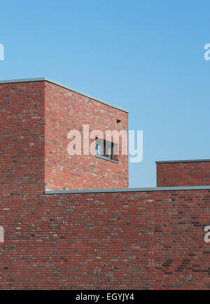 Germania, Colonia Widdersdorf, clinker facciata della casa residenziale Foto Stock