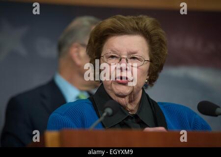 Noi Senatore democratico Barbara Mikulski ha annunciato che andrà in pensione alla fine del suo mandato nel 2016 dopo quasi 40 anni in Congresso Febbraio 27, 2015 a Washington, DC. Foto Stock